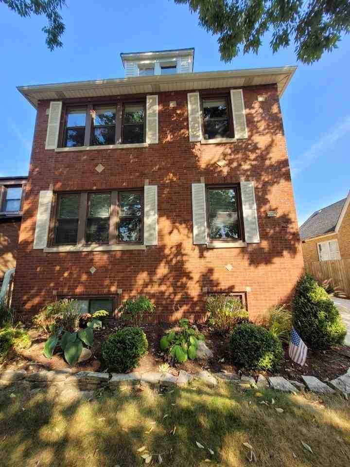 6113 N Karlov Ave #2 - Photo 2 of 5