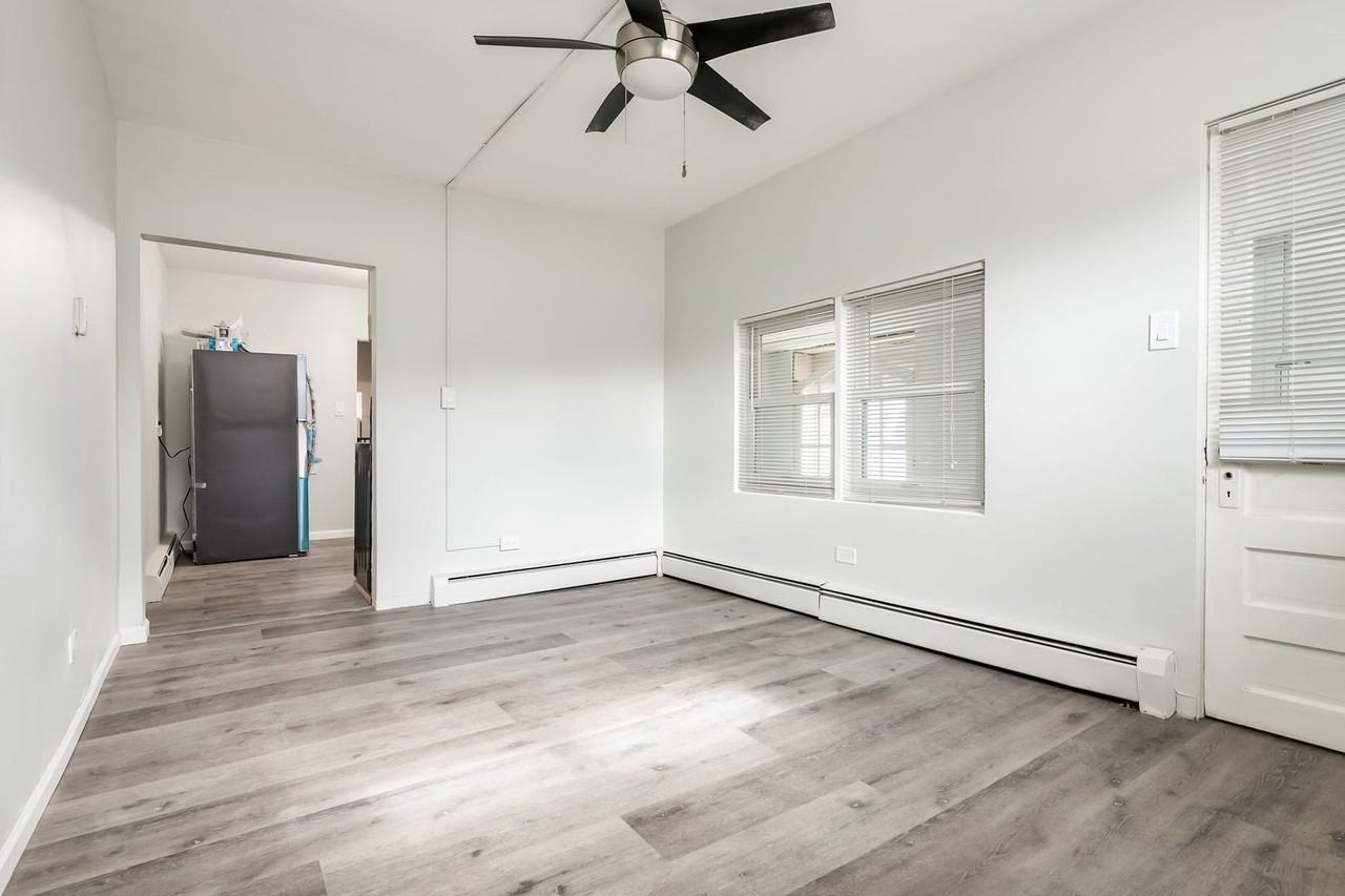 931 Dunlop Ave - Photo 5 of 17