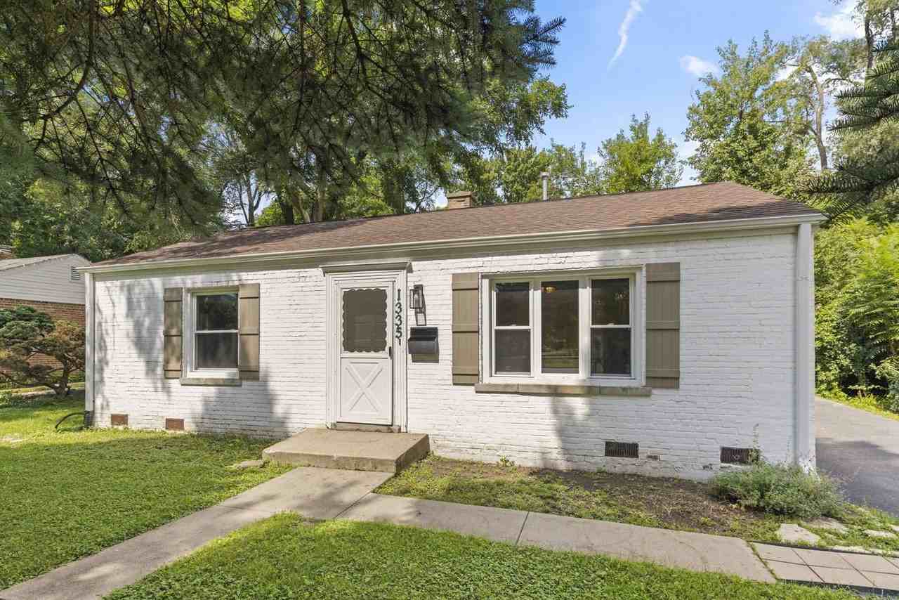 1335 College Ave - Photo 2 of 24