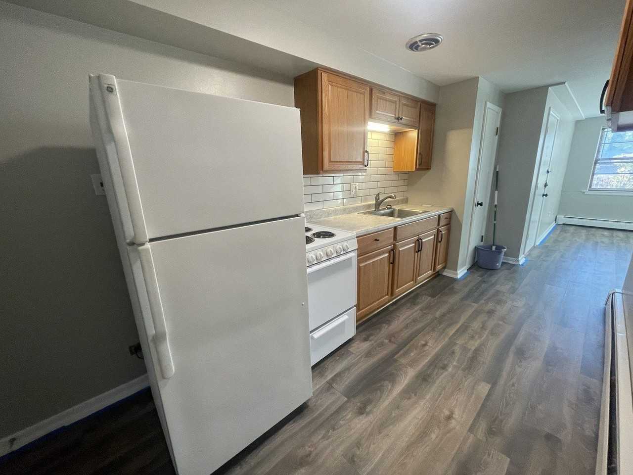 727 Dodge Ave #GN - Photo 7 of 12