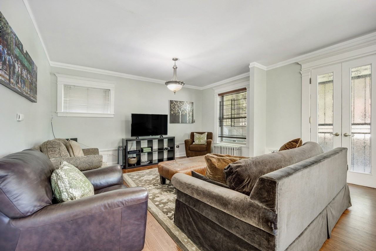 4560 S Michigan Ave #1 - Photo 2 of 28