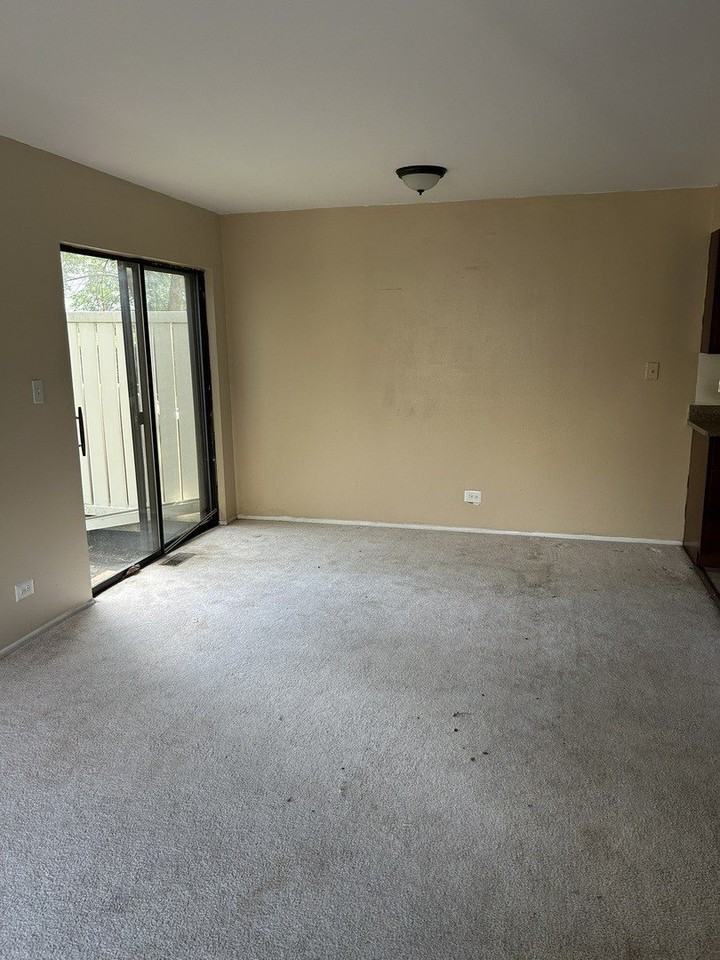 1373 N Whispering Springs Cir #0 - Photo 7 of 14