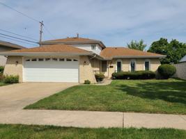 featured image of 1144 E 160th Pl