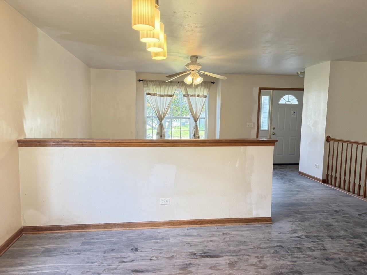 1709 Clay St - Photo 2 of 13