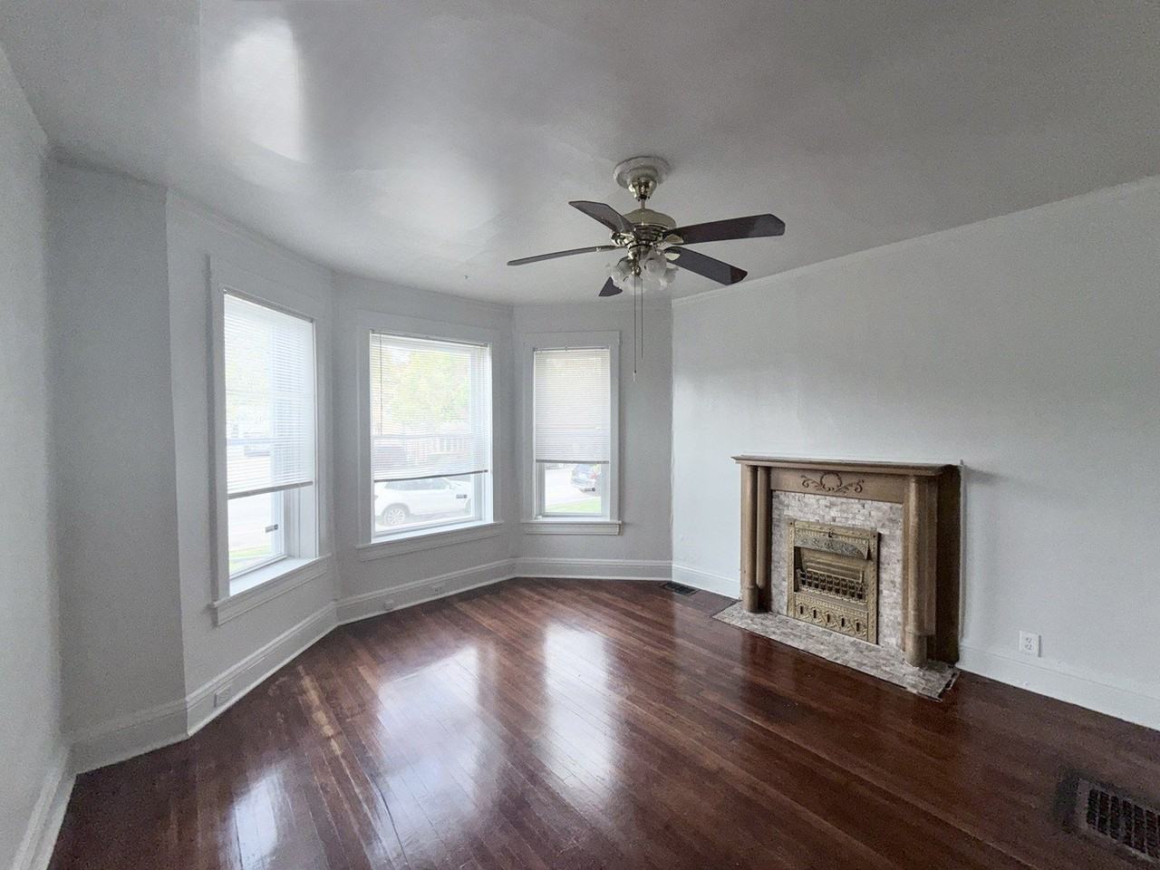 57 Chicago Ave #1 - Photo 3 of 14
