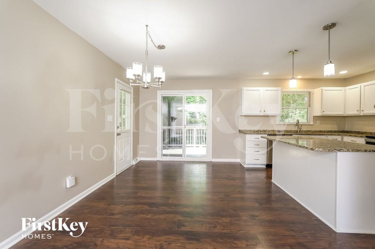 1000 Alabnon Rd - Photo 5 of 16