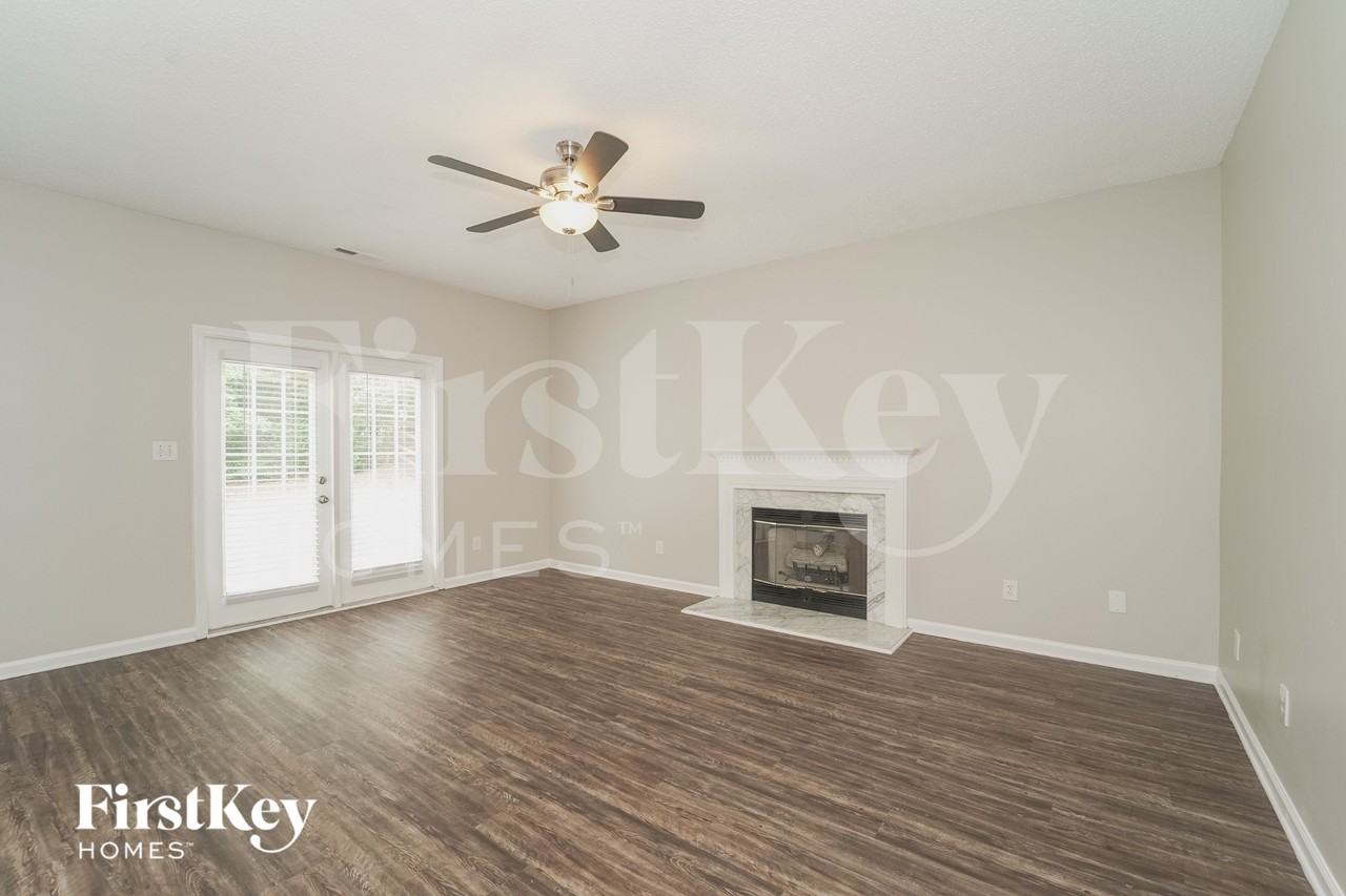 5930 Brookstone Dr Nw - Photo 4 of 15