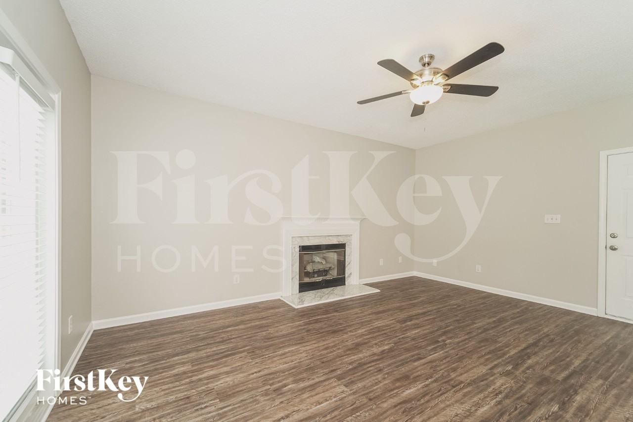 5930 Brookstone Dr Nw - Photo 5 of 15