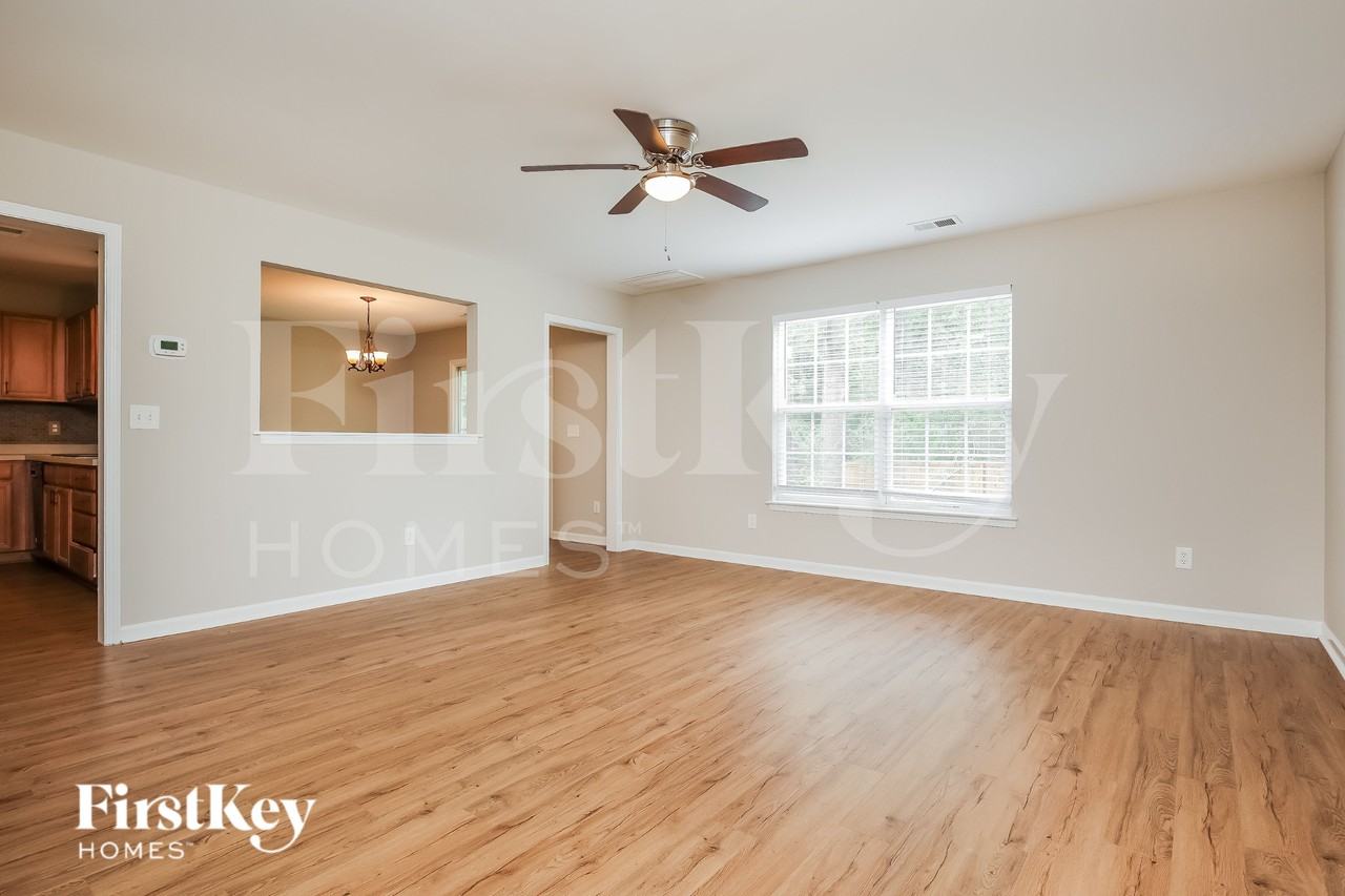 3521 Galaxy Rd - Photo 3 of 16
