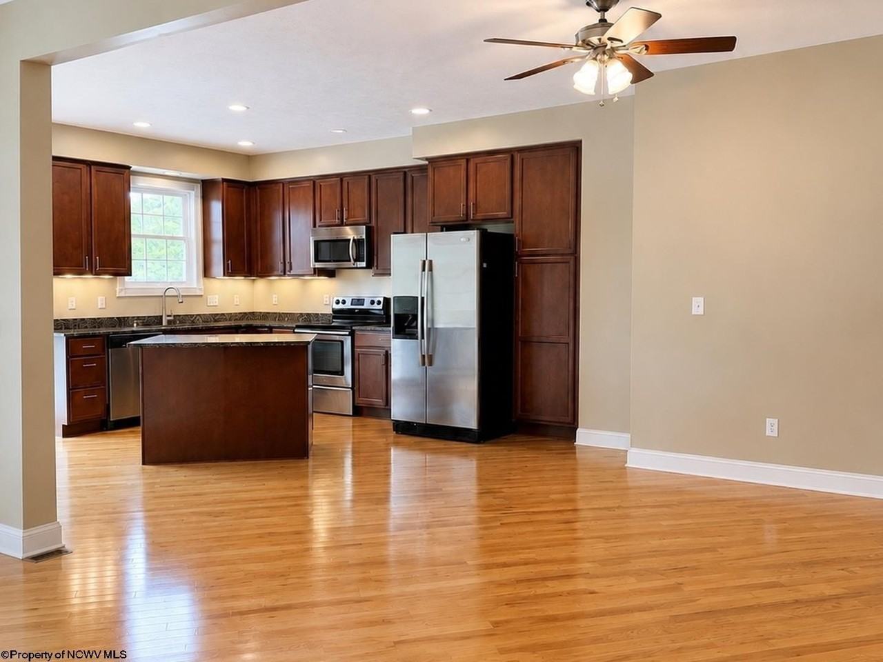 16 Turnstone Dr - Photo 3 of 27