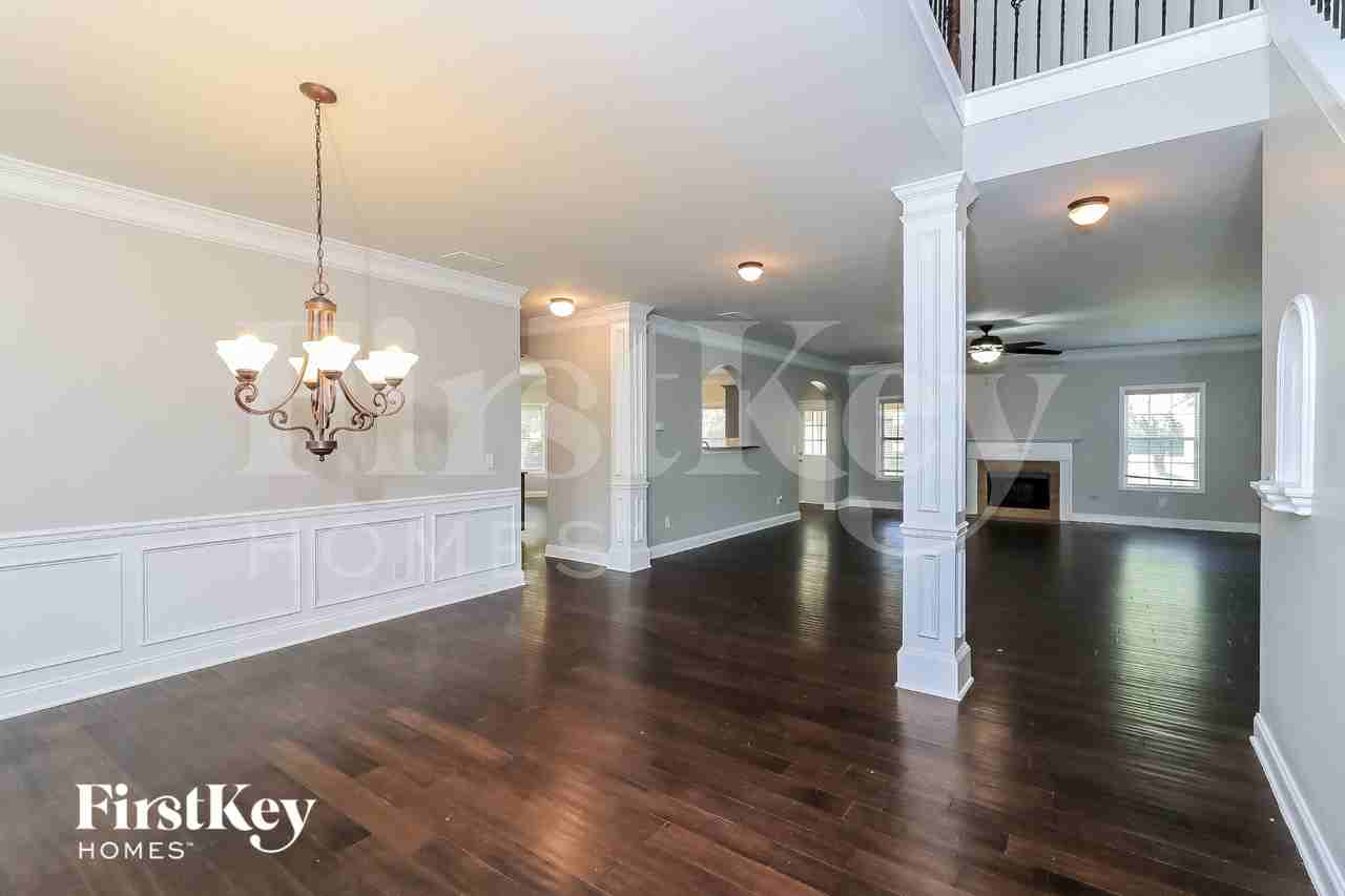 43 Mallard Glenn Dr - Photo 4 of 15