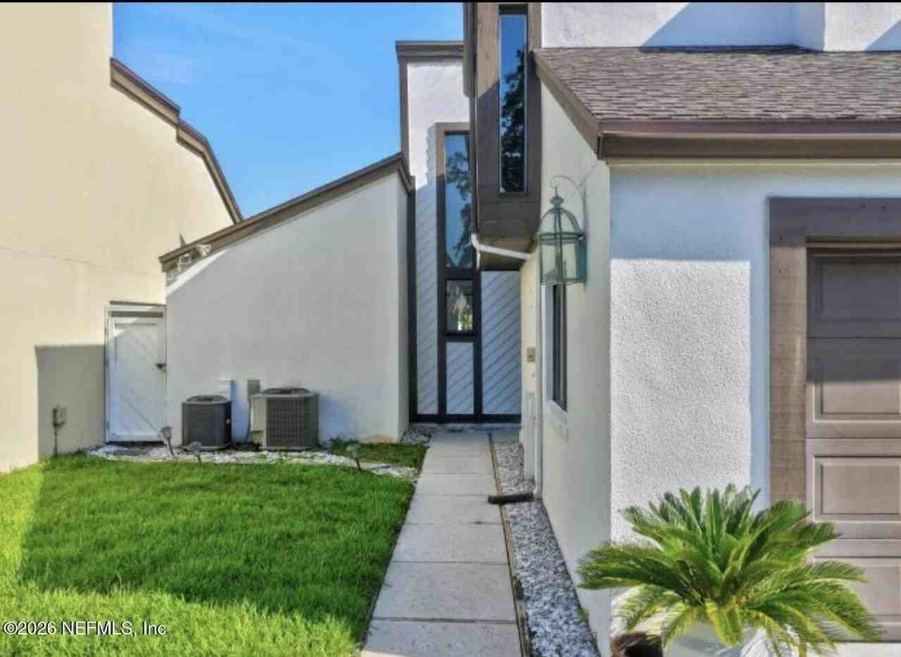 7812 Linkside Dr - Photo 6 of 19