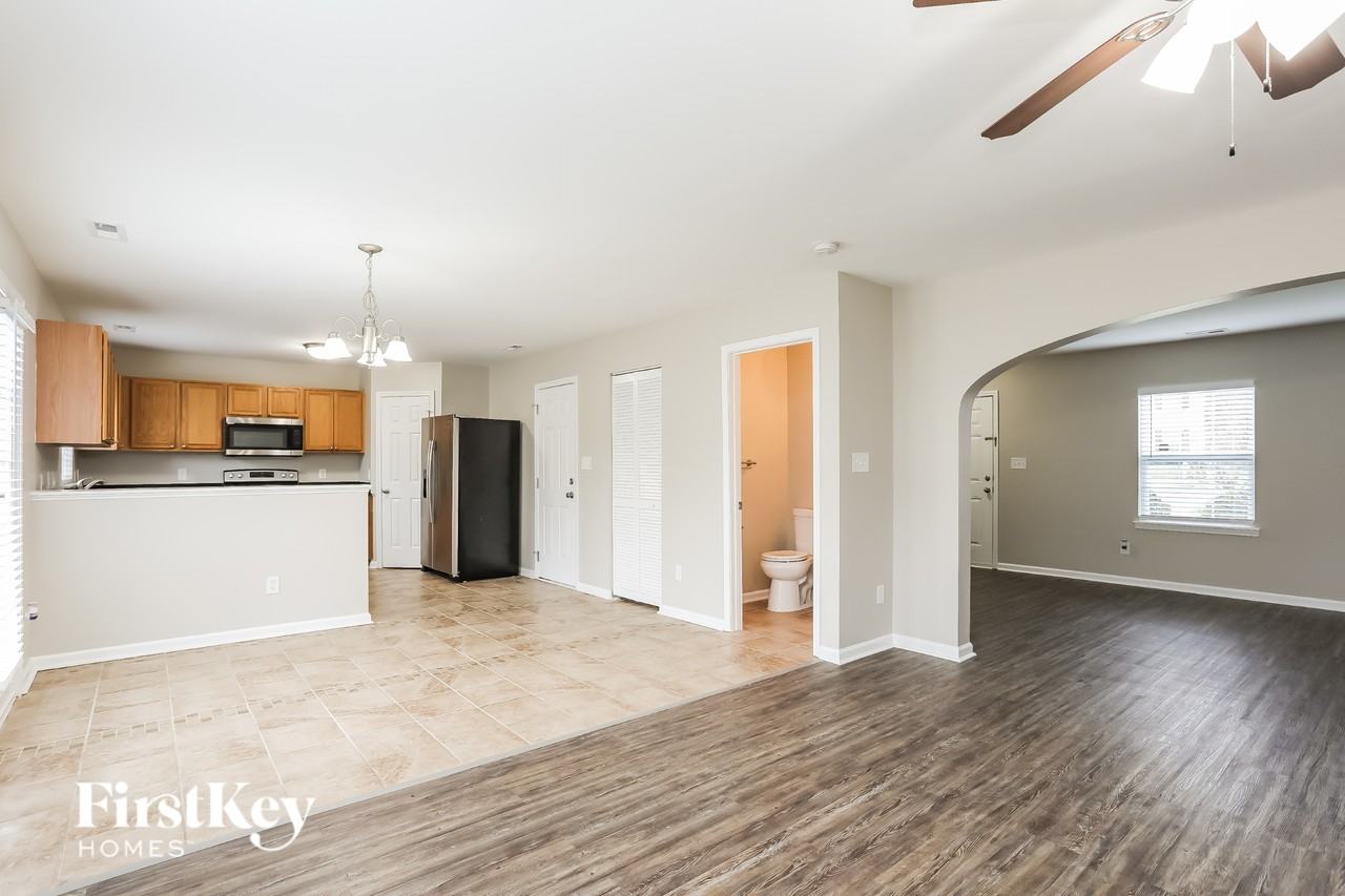 5 Stepney Ct - Photo 3 of 15