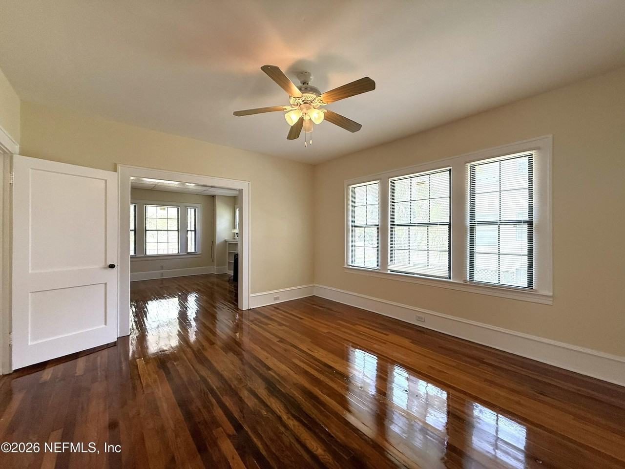 2622 College St - Photo 6 of 16
