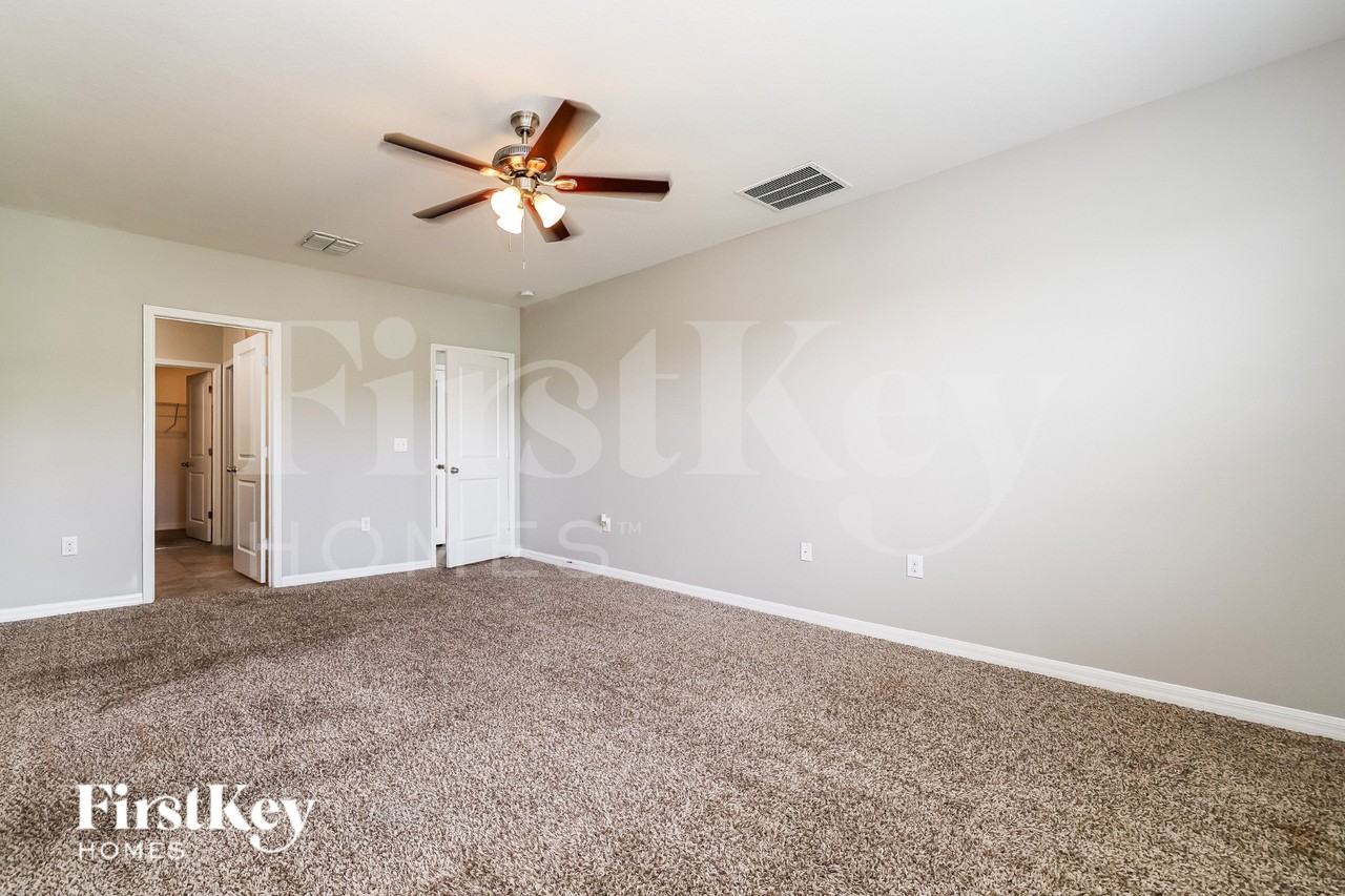 14827 Crescent Rock Dr - Photo 6 of 19