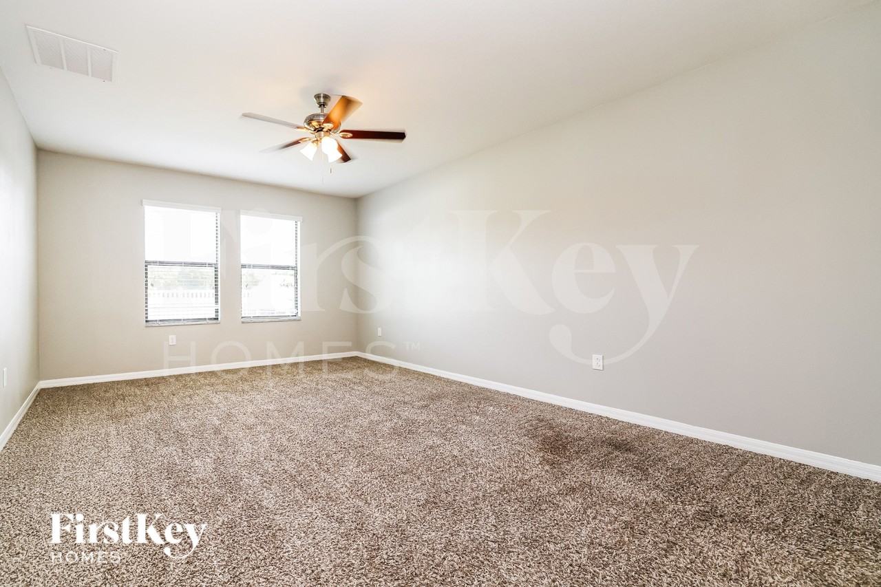 14827 Crescent Rock Dr - Photo 7 of 19