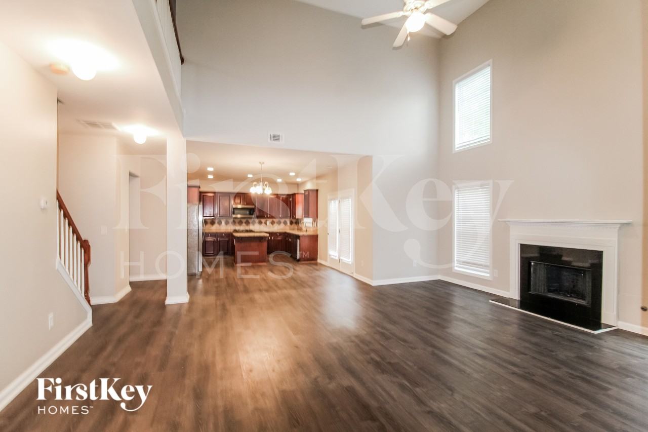 1720 Maybell Trl - Photo 2 of 16