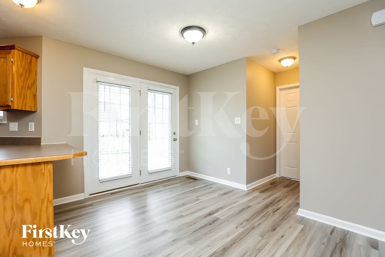 3128 Twelve Oaks Blvd - Photo 6 of 19