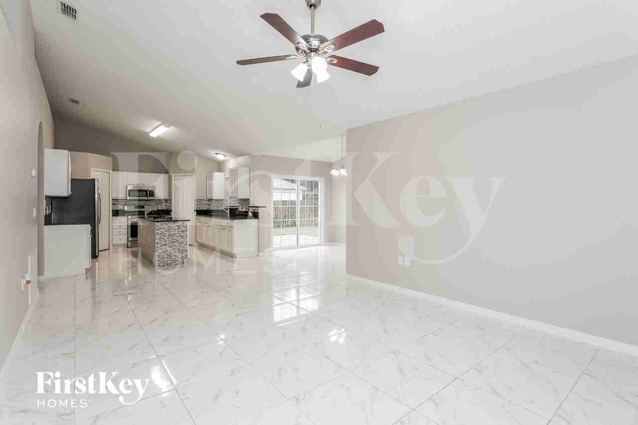 12308 Hickory Forest Rd - Photo 3 of 16