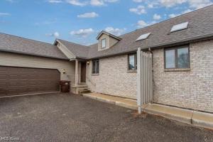 featured image of 3580 E Western Reserve Rd
