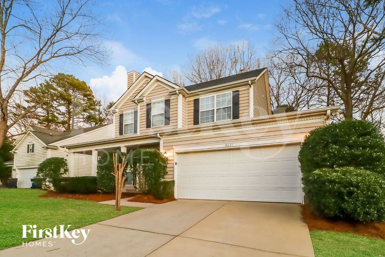 8675 Brook Glen Ln - Photo 2 of 15