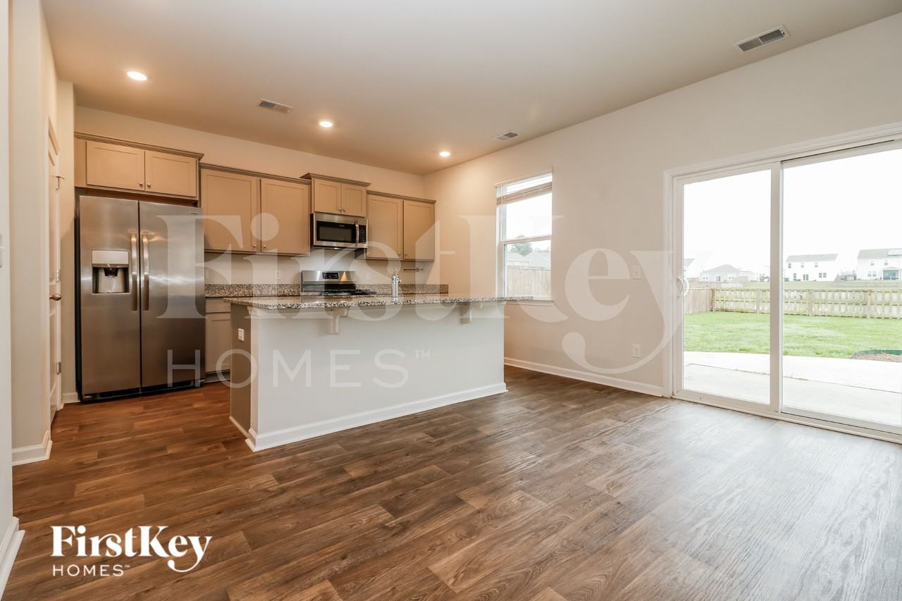 9655 Brandishing Rd - Photo 4 of 15