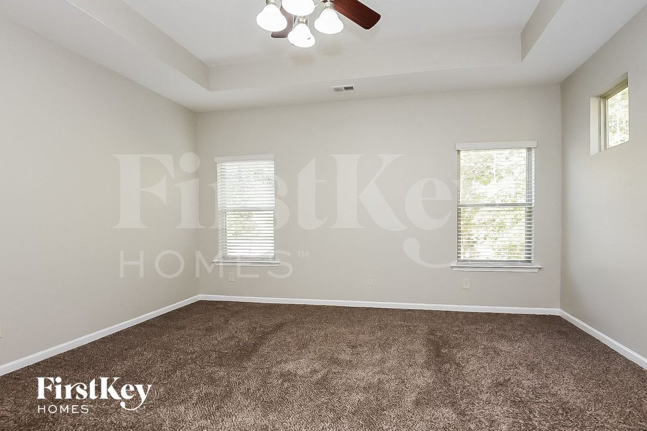 100 Stone Manor Ct - Photo 7 of 15