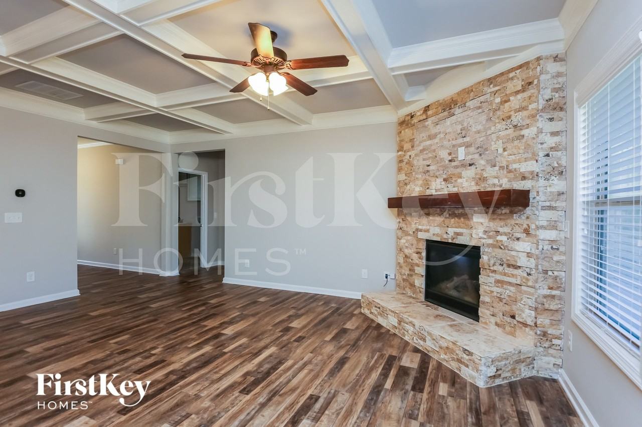 4523 Brayden Dr - Photo 2 of 15