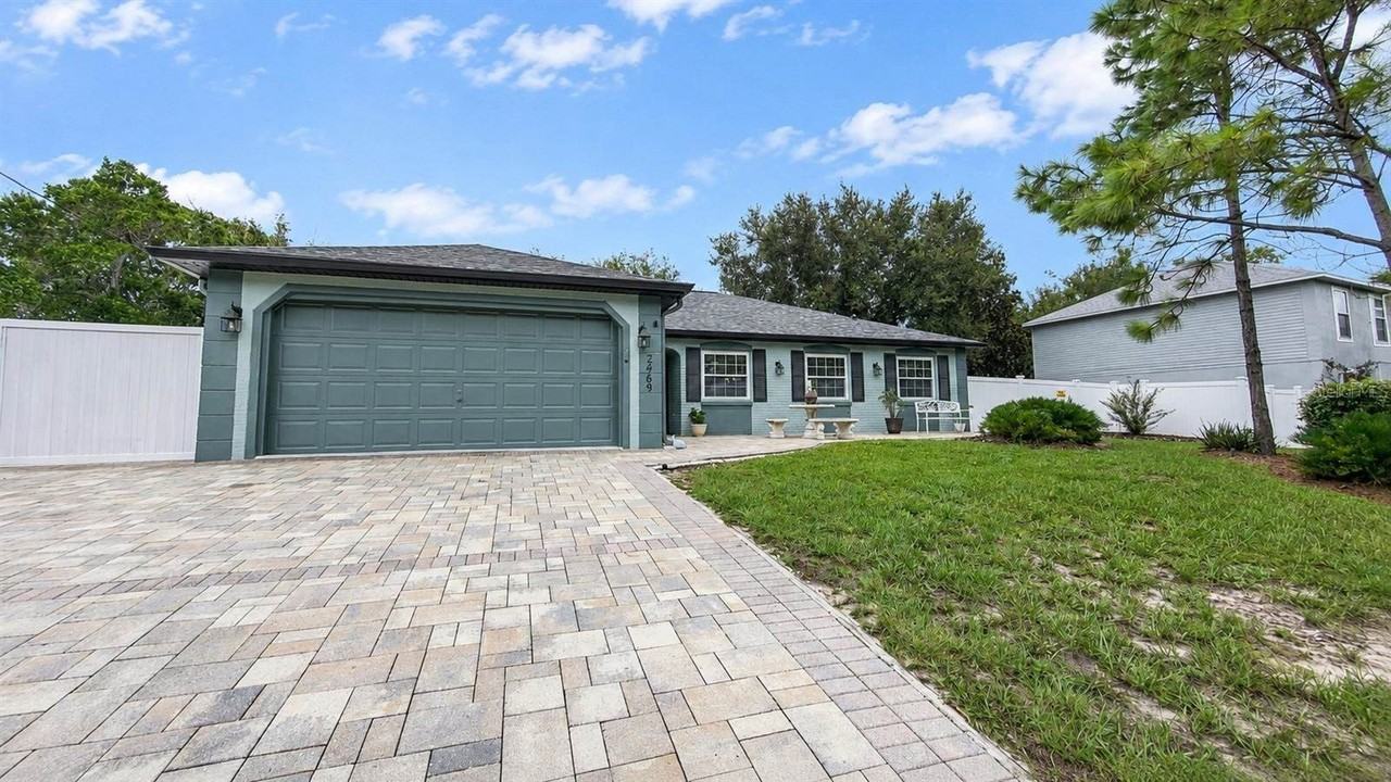 2469 Lackland Ave