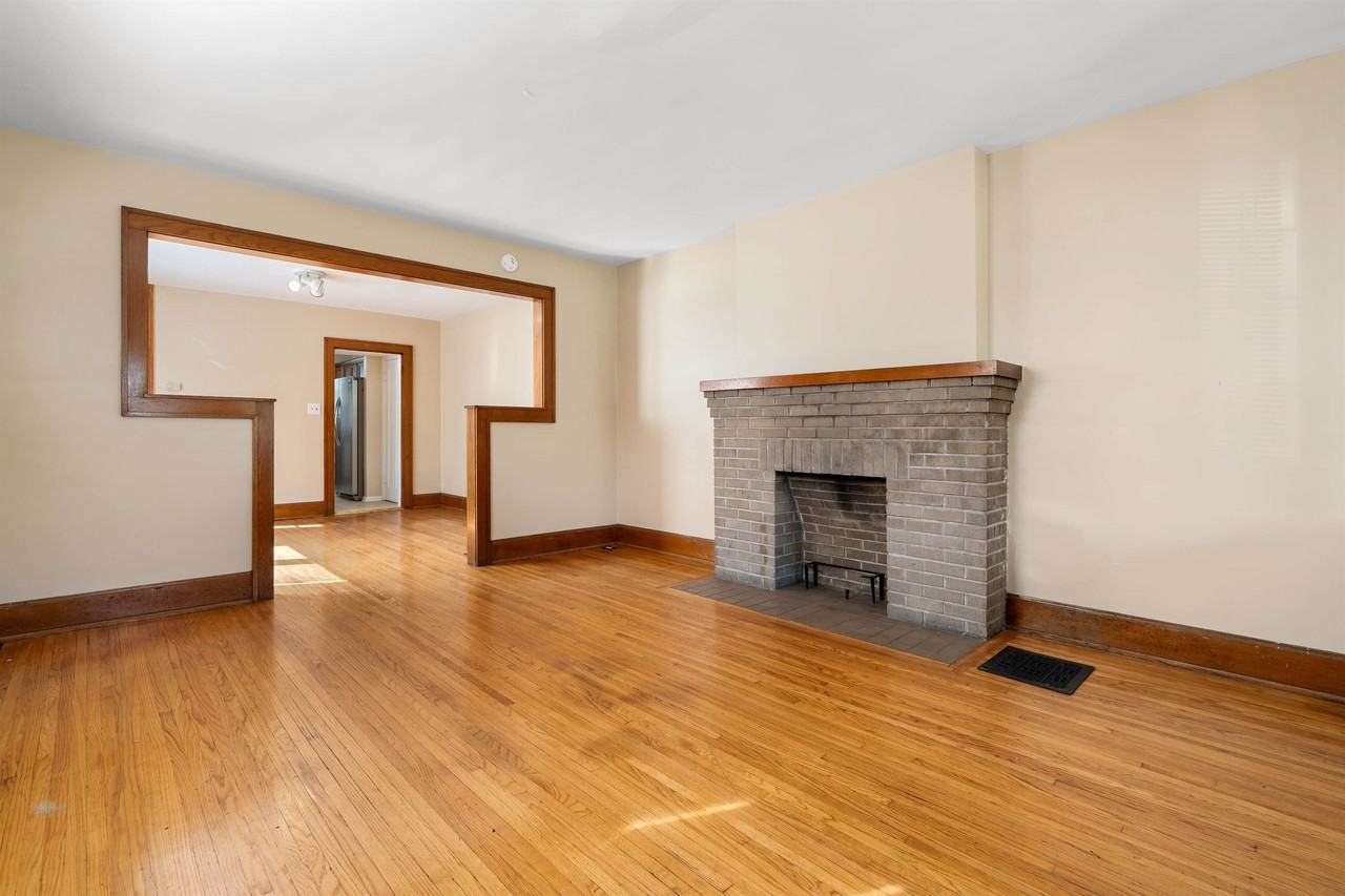 37 E Lakeview Ave - Photo 4 of 24