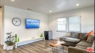 2117 Duane St - Photo 7 of 8