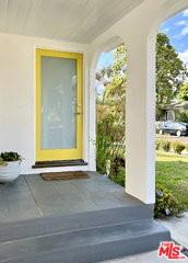 3865 Lyceum Ave - Photo 2 of 8