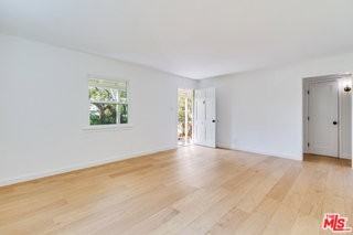3562 Veteran Ave - Photo 4 of 8