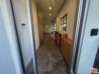 344 Indiana Ave #C - Photo 3 of 7