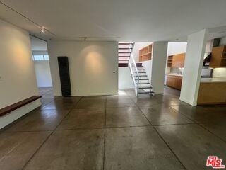 344 Indiana Ave #C - Photo 5 of 7