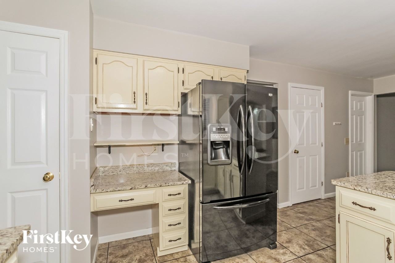 6409 Hummingbird Dr - Photo 7 of 16