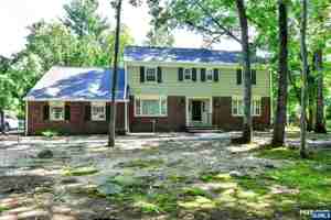 featured image of 388 Carriage Ln