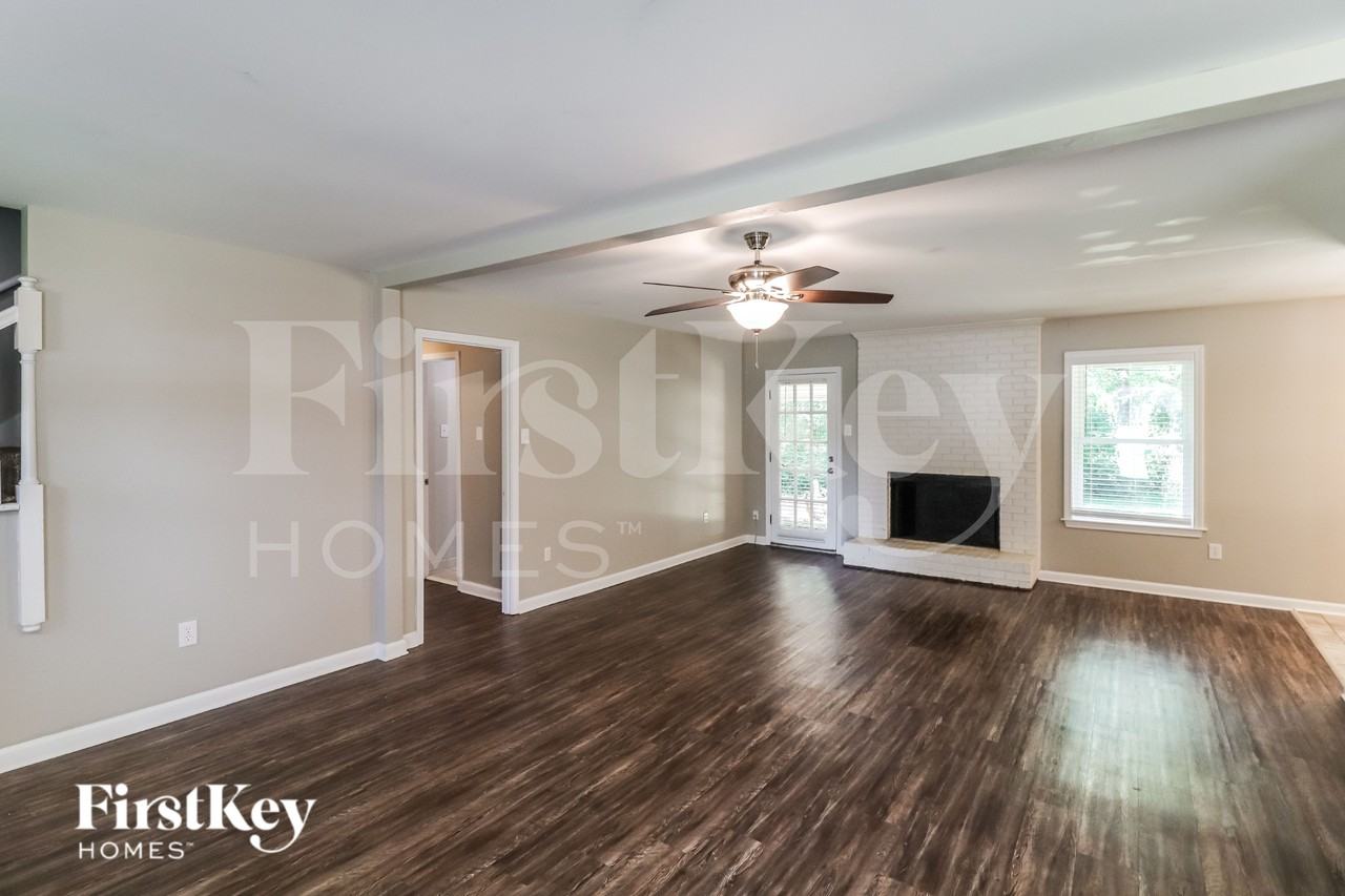 3943 Kimberly Dawn Cv - Photo 4 of 16