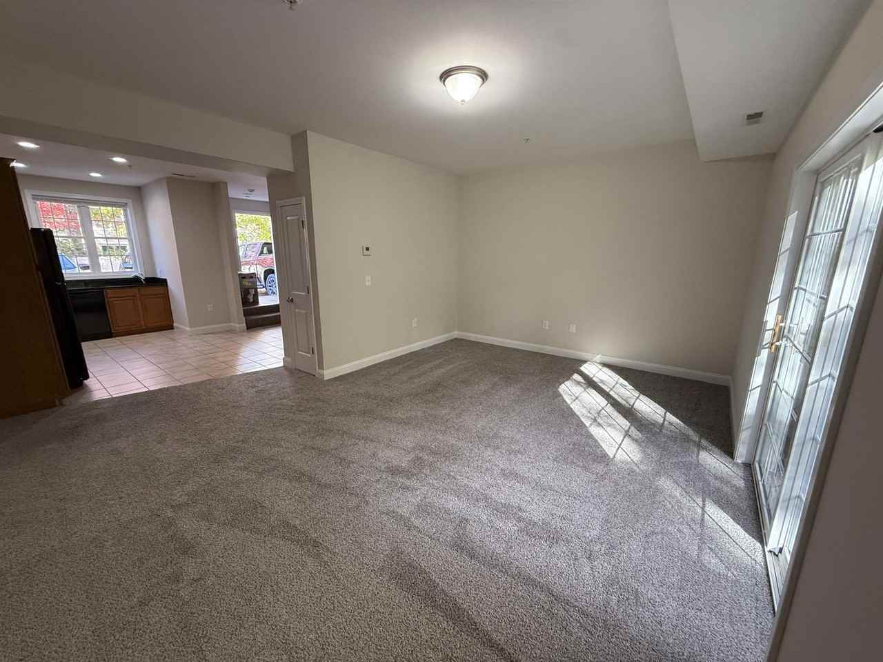 39 Clancy Dr - Photo 6 of 24