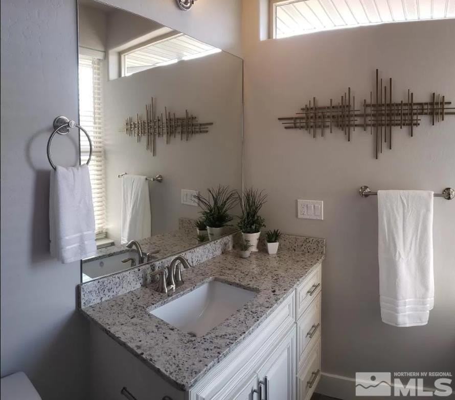 740 Bluffs Ct Unit 101 - Photo 3 of 6