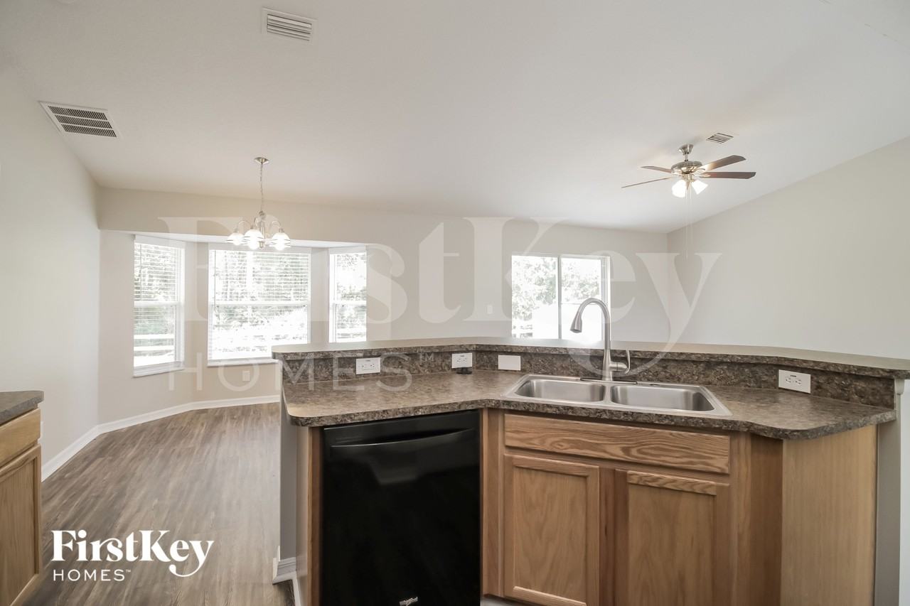5771 Cinnamon Fern Blvd - Photo 7 of 18