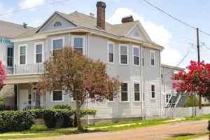 featured image of 2603 Marengo St #A