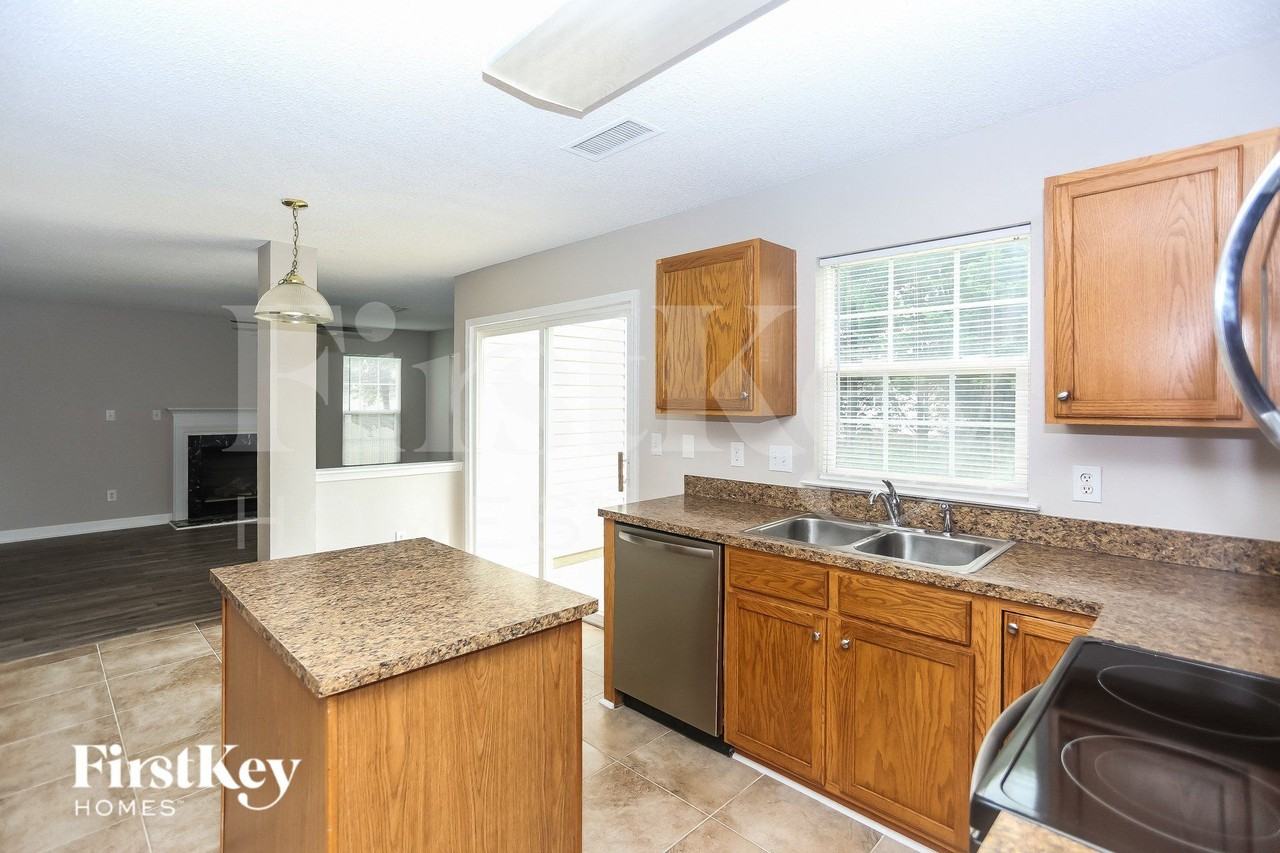 2077 Chapel Creek Rd Sw - Photo 6 of 15