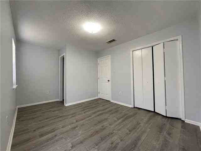 3636 Delaware Ave #B - Photo 6 of 11
