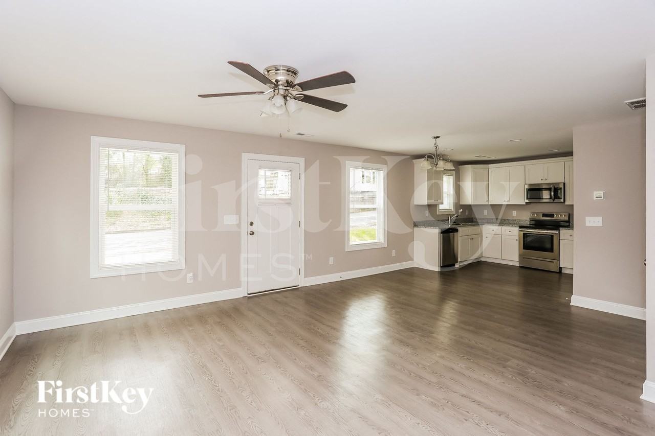 603 S Harding Ave - Photo 6 of 15