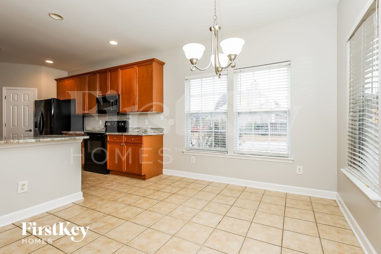 3038 Argyll Dr - Photo 6 of 16