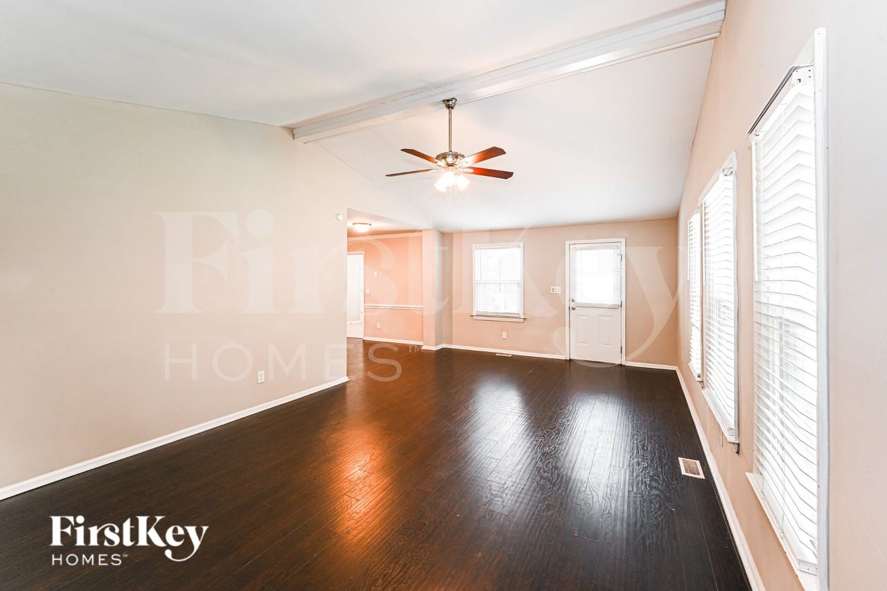 6831 Van De Rohe Dr - Photo 3 of 19
