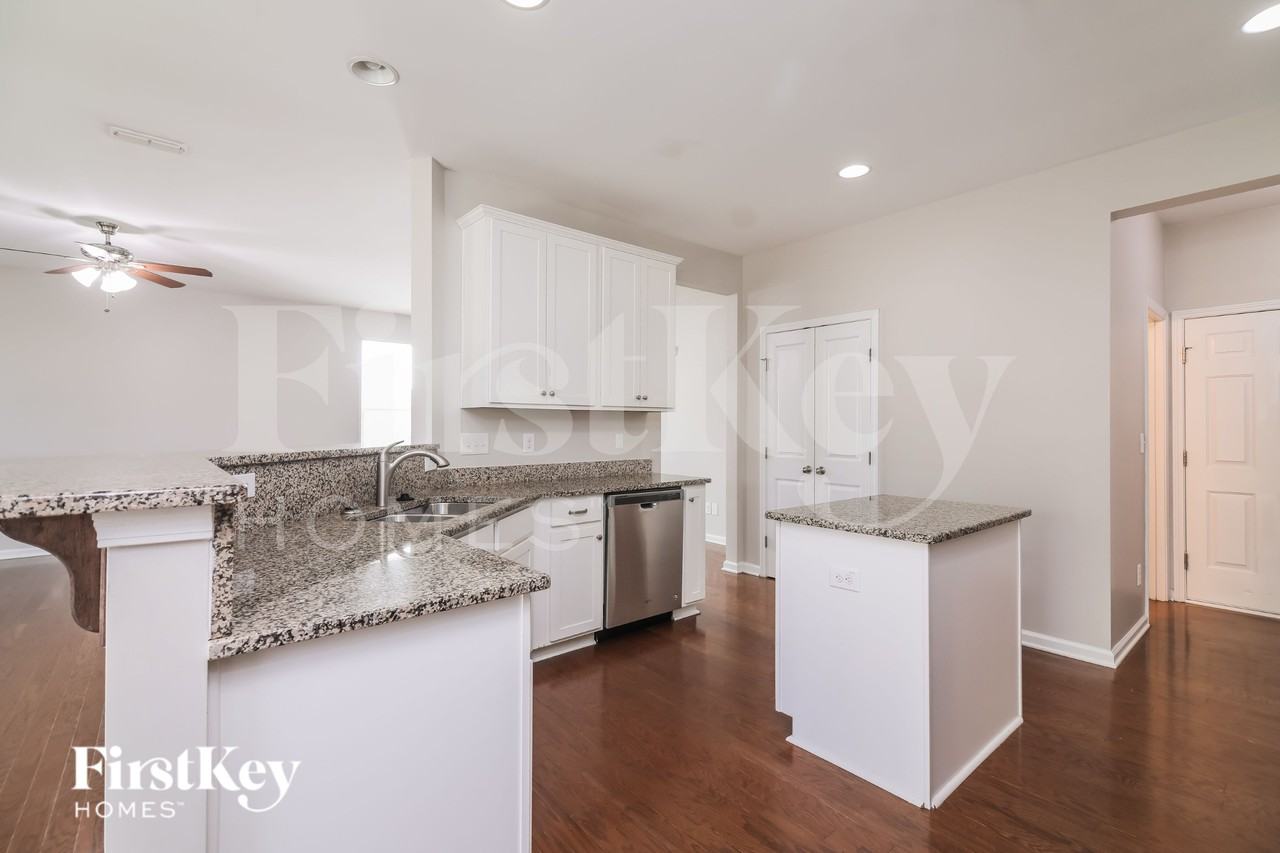 3517 Massey Ridge Ct - Photo 5 of 16