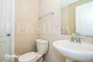 featured image of 5645 Kellar Cir