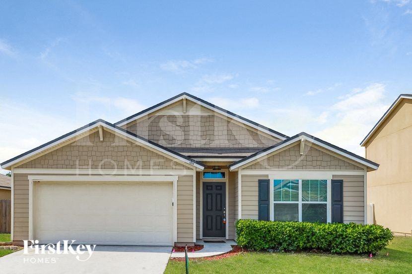 3854 Falcon Crest Dr - Photo 2 of 15